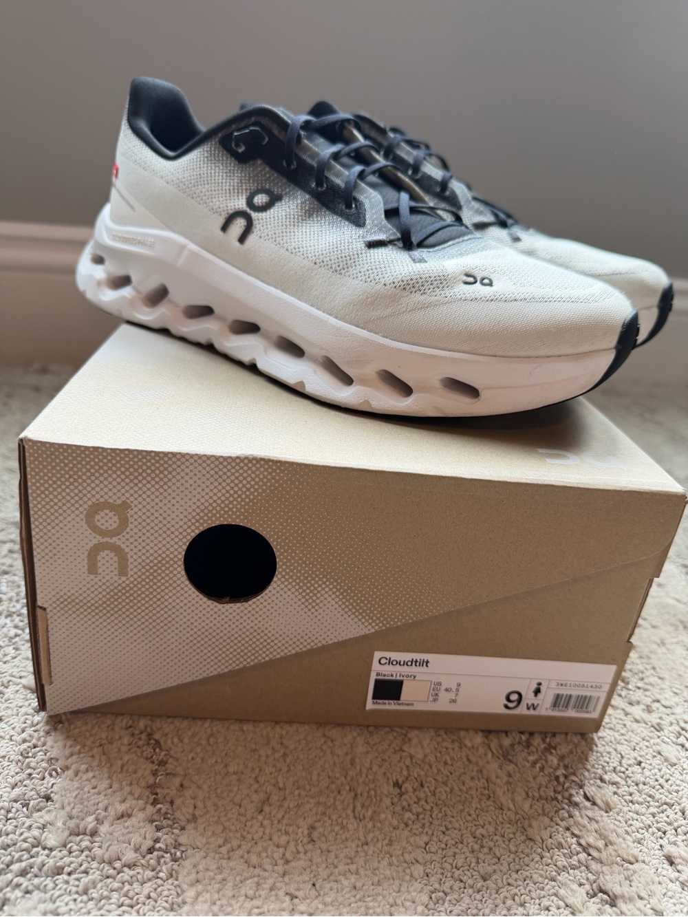 Women’s On Cloudtilt Shoes